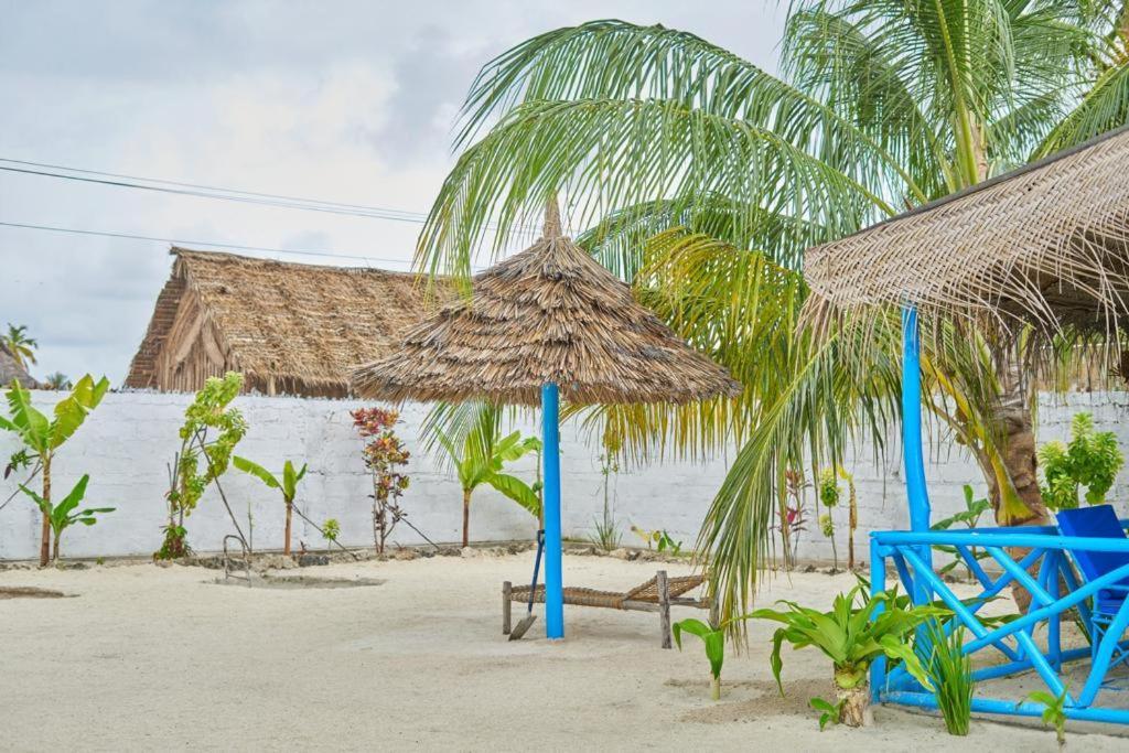 Beach House Падже Екстер'єр фото